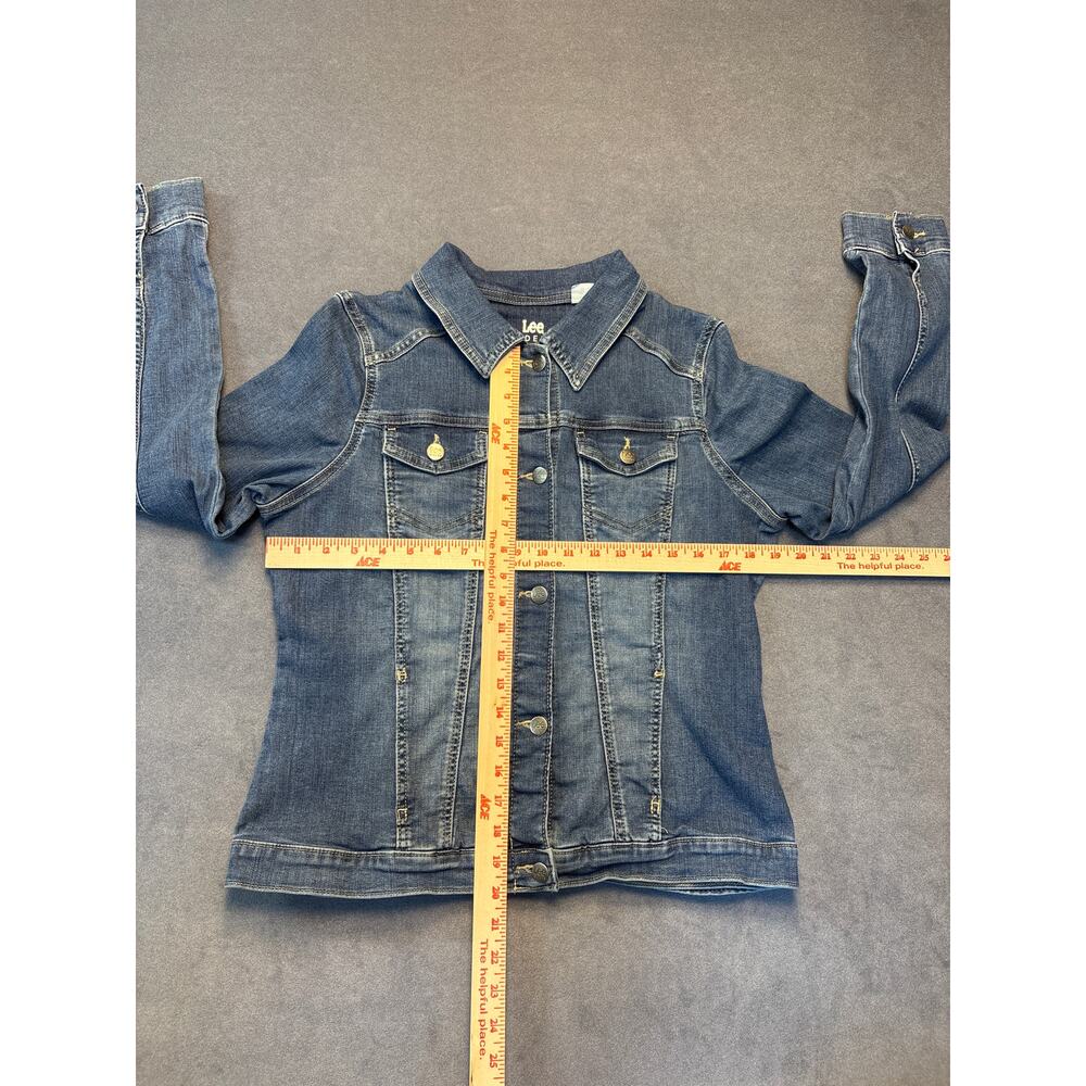 Lee Riders Women’s Denim Jacket Size Large Medium Wash Button Up - Picture 3 of 12